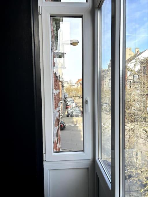 Apartamento Au Cabinet Childeric Tournai Exterior foto