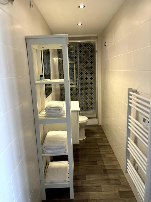 Apartamento Au Cabinet Childeric Tournai Exterior foto