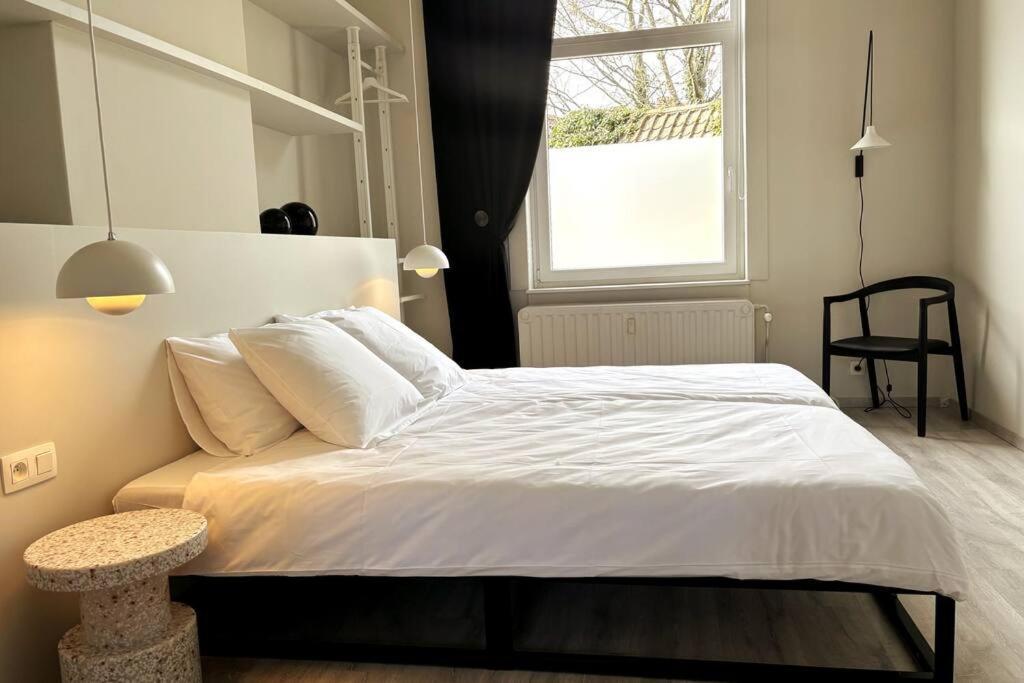 Apartamento Au Cabinet Childeric Tournai Exterior foto